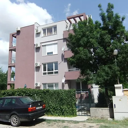 On Oborischte Apartman Ravda